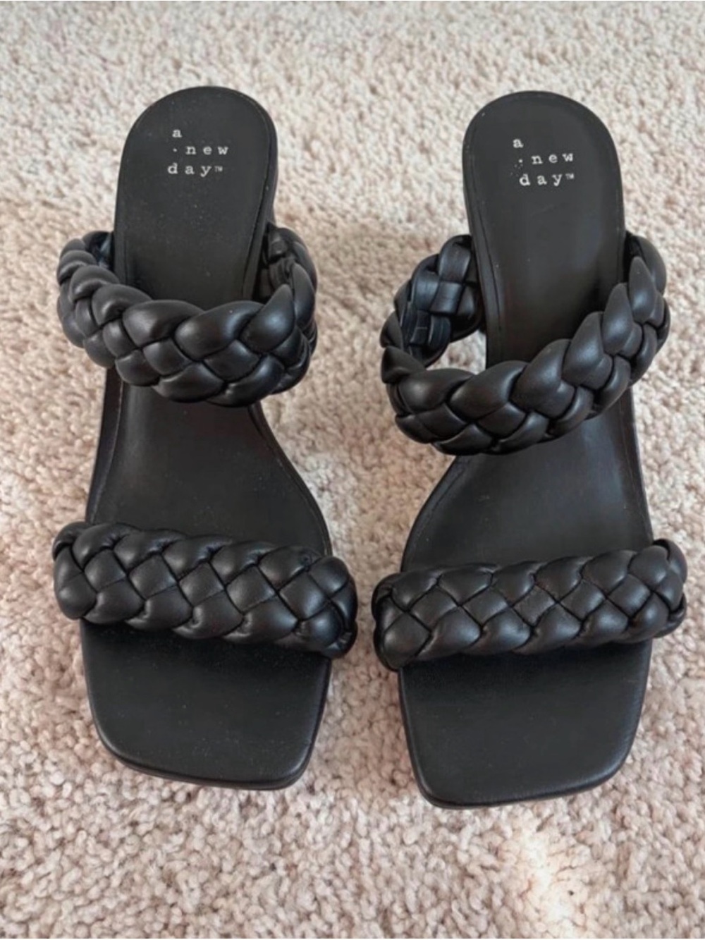 Black vegan leather braided strappy heeled sandals target comfortable sz 7.5 EUC